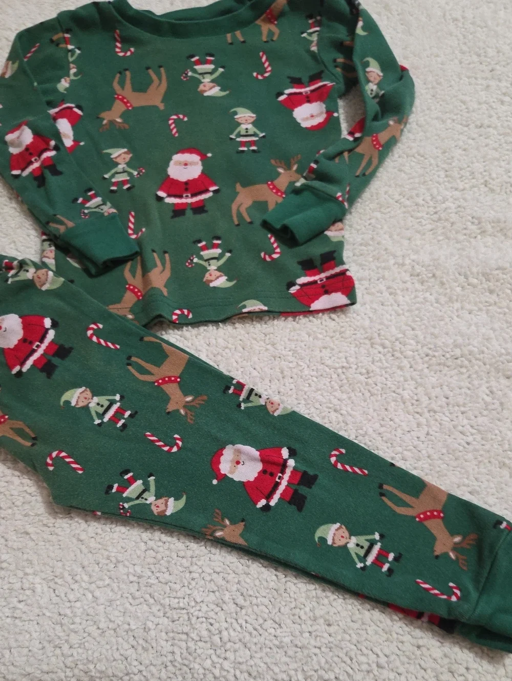 CARTERS 2PC CHRISTMAS PAJAMAS